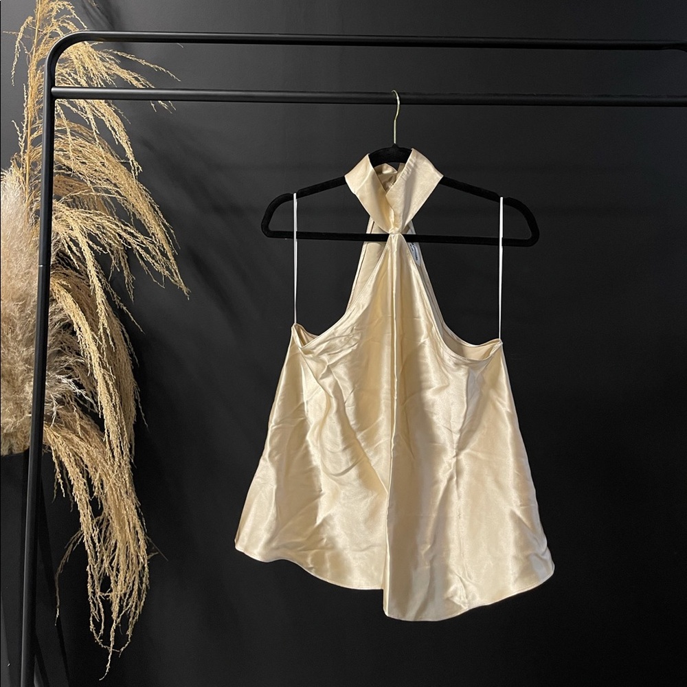 Amanda uprichard Revolve top
